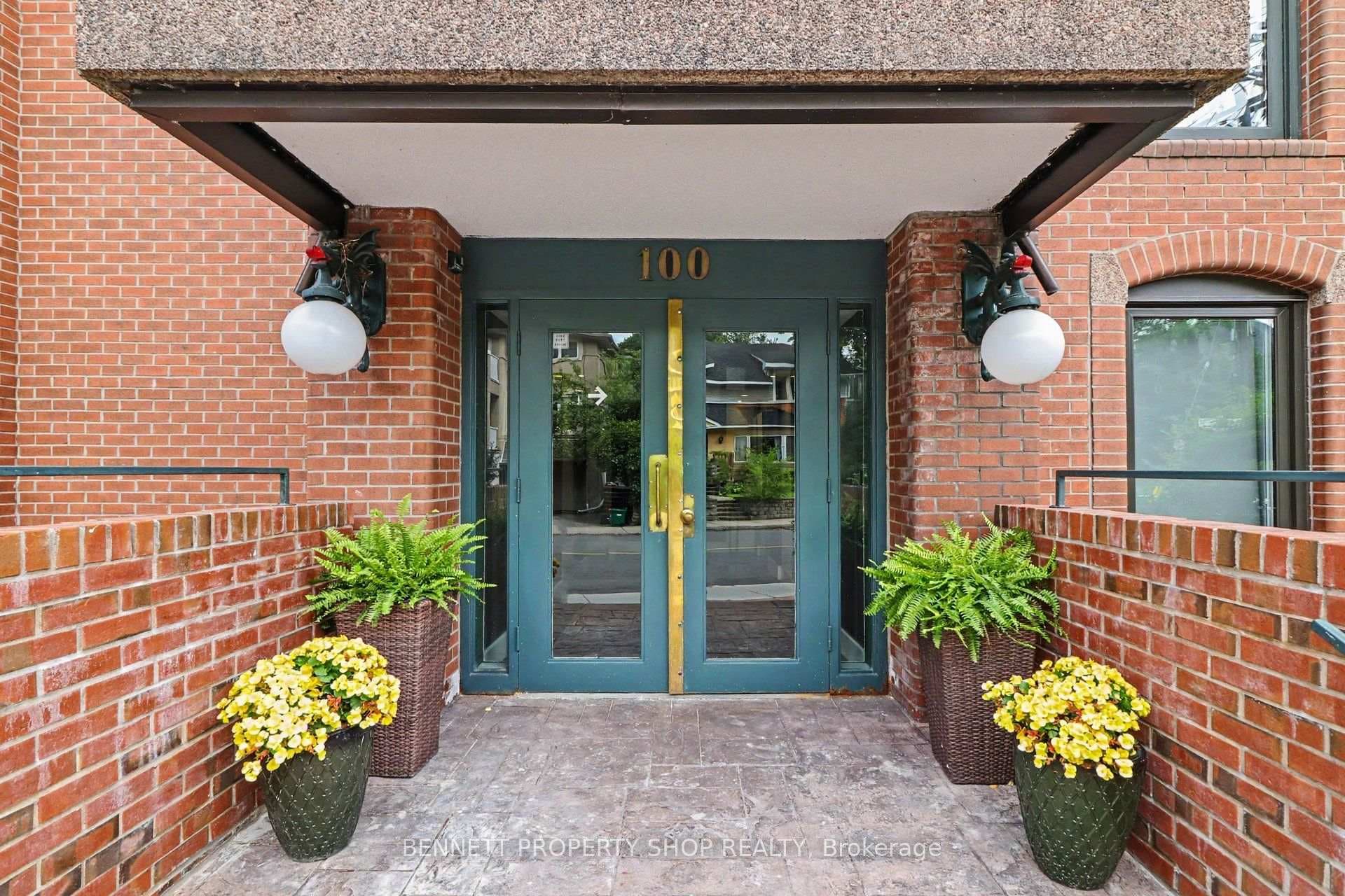 100 Rideau Terrace Unit 3B photo 2