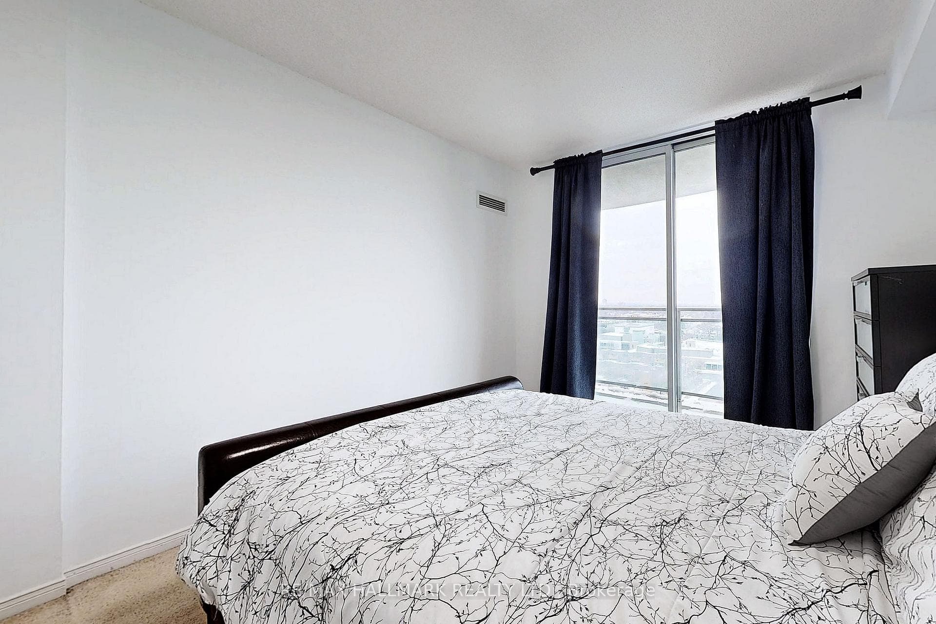 6 Rosebank Drive Unit 15D photo 20