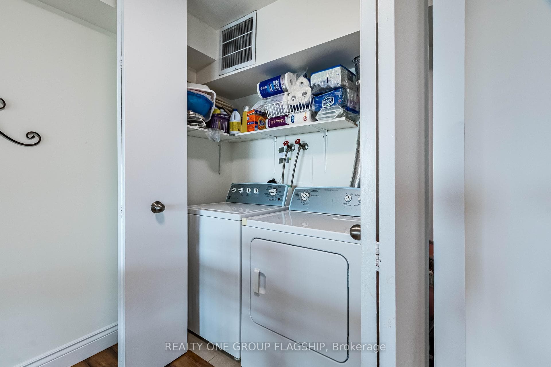 50 Elm Drive Unit 1209 photo 19