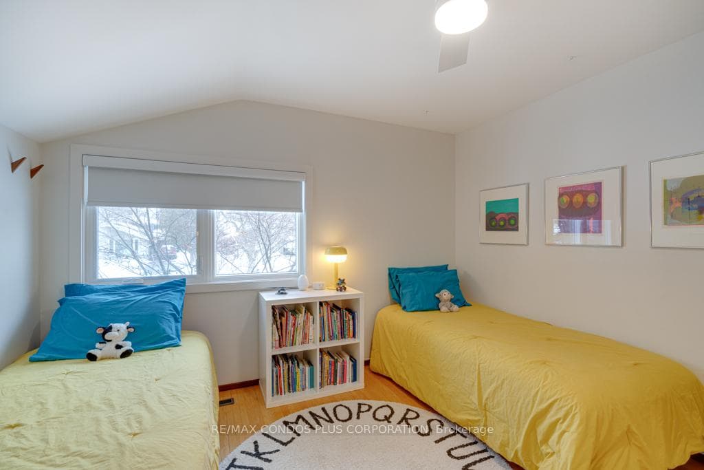 6 Munson Crescent photo 28