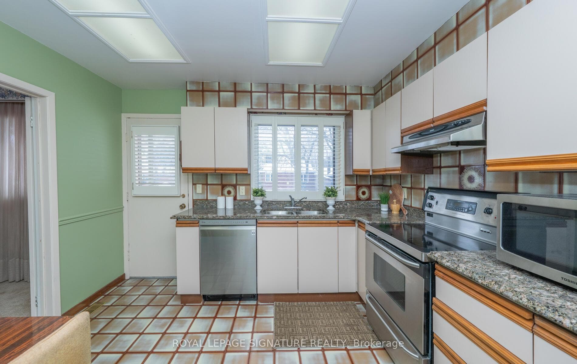 32 Sheldonbury Crescent photo 15