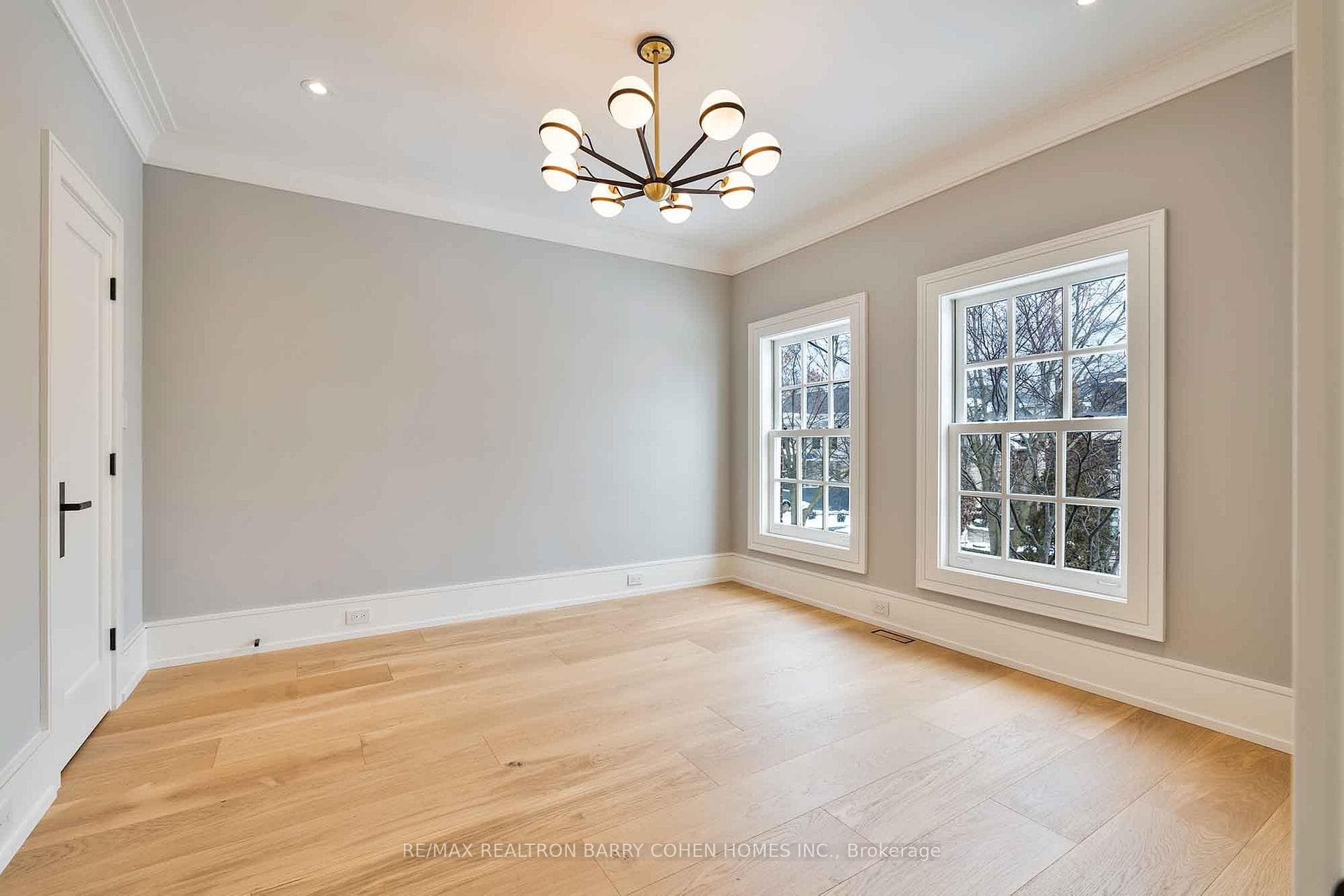 230 Dunvegan Road photo 44