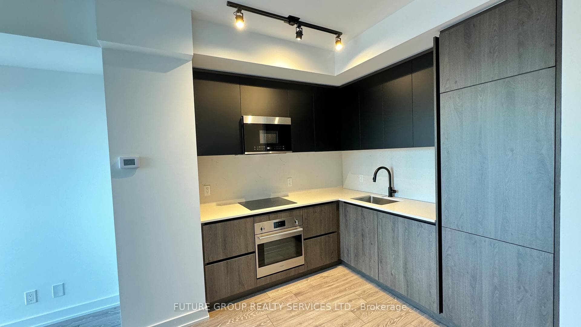 108 Peter Street Unit 3515 photo 5