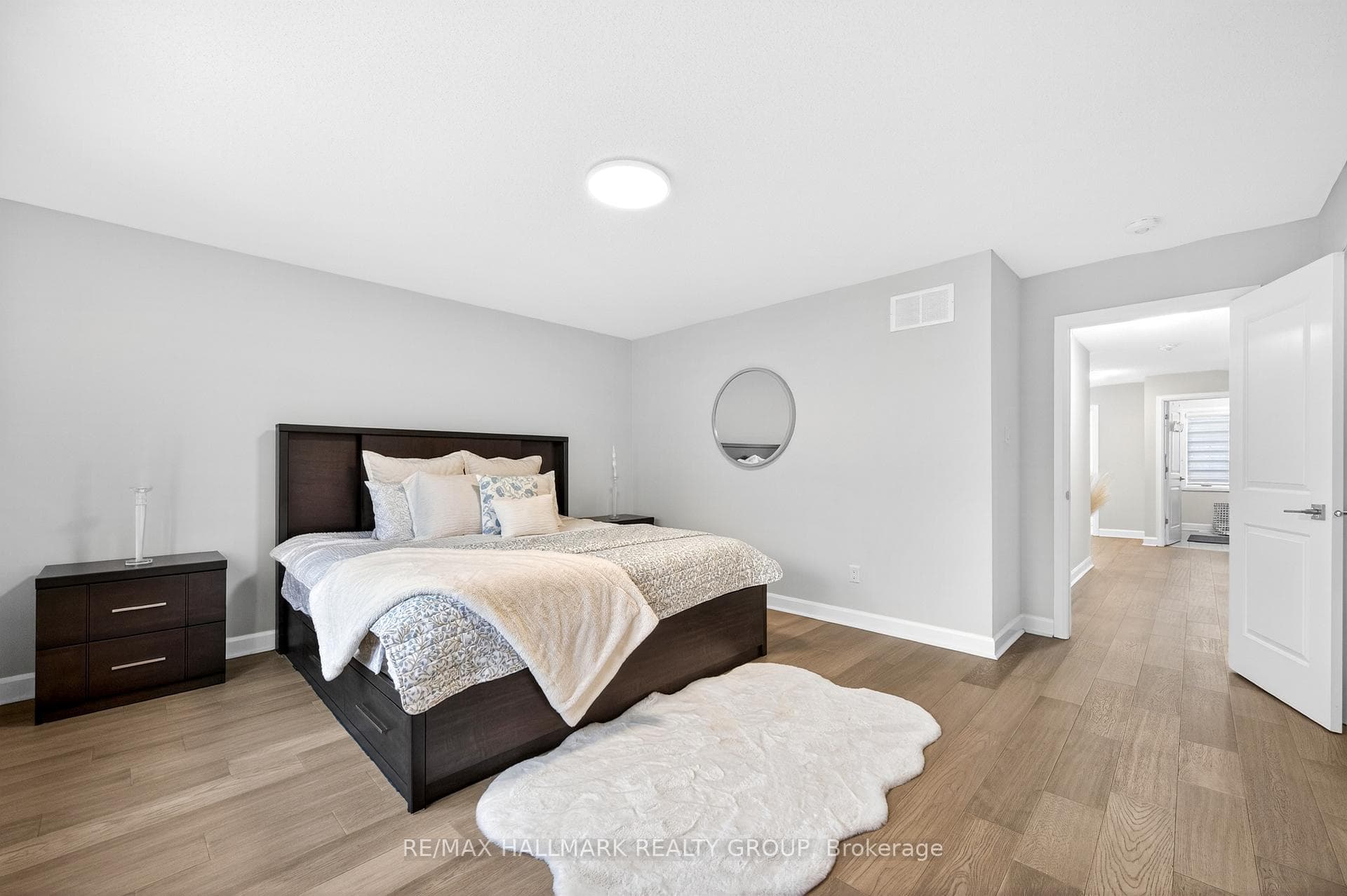 232 Aquarium Avenue photo 19