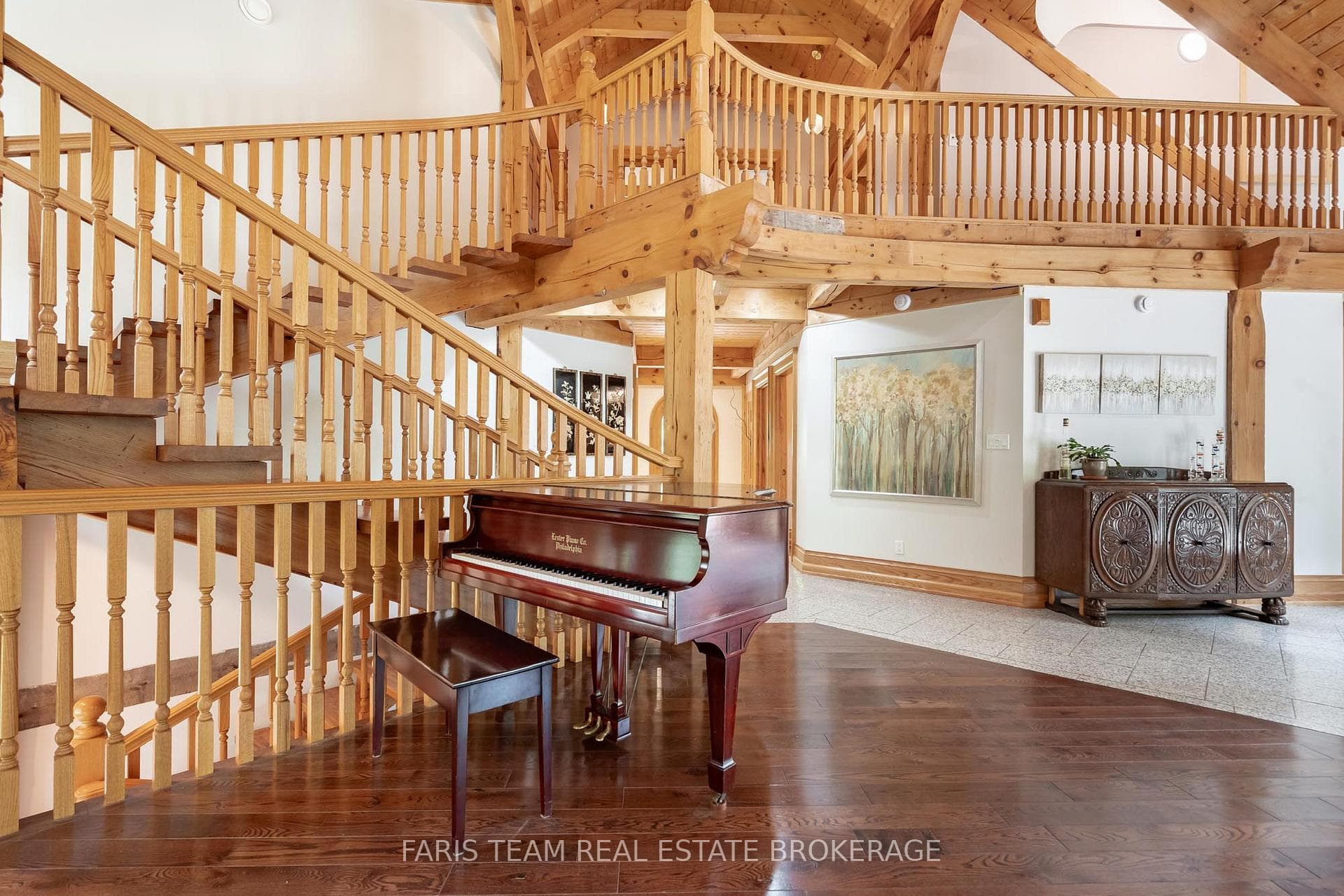 636 Harbour Street photo 19