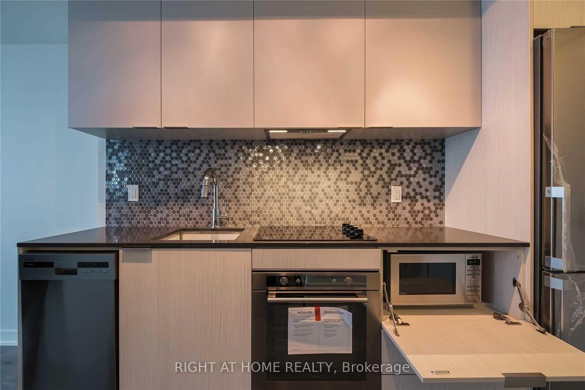 2 Sonic Way Unit # 1408, photo 6