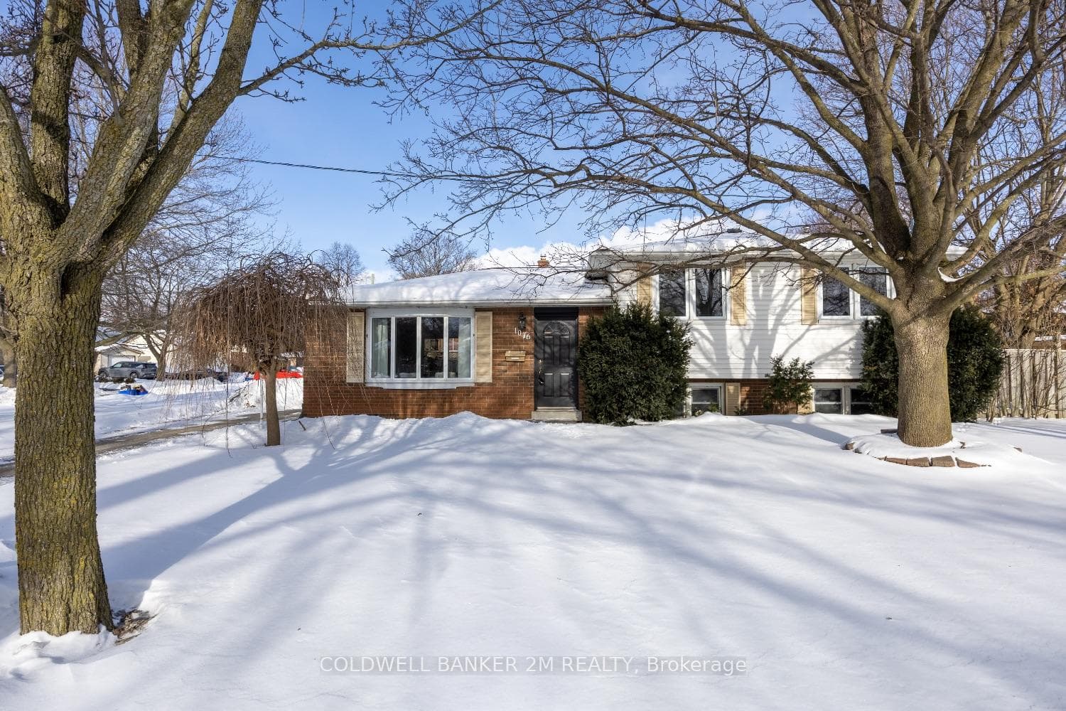 1076 Carolyn Avenue photo 1