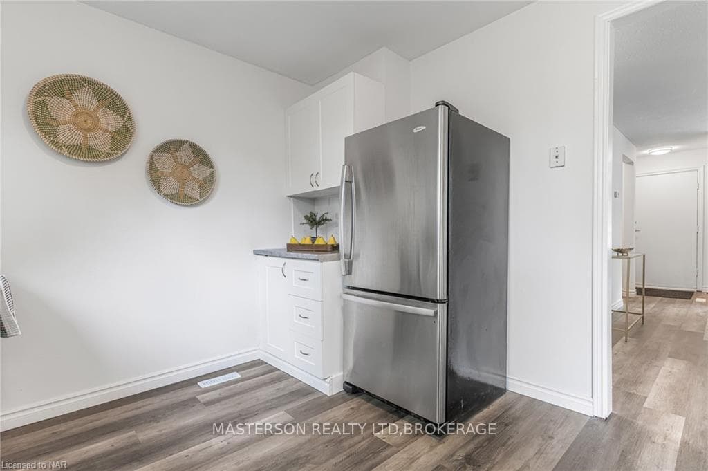52 SILVAN Drive photo 14