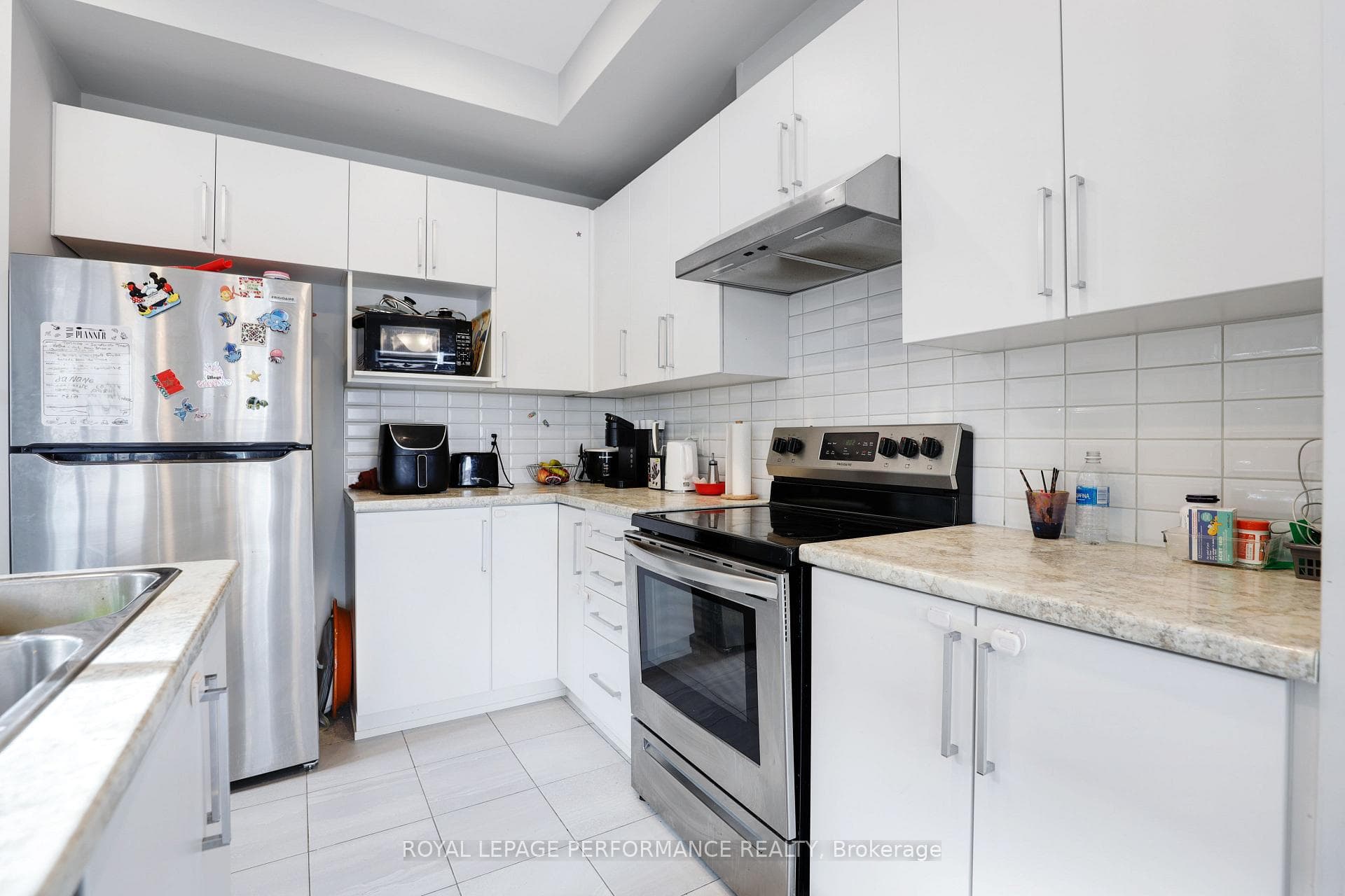 318 GUPPY Grove photo 11