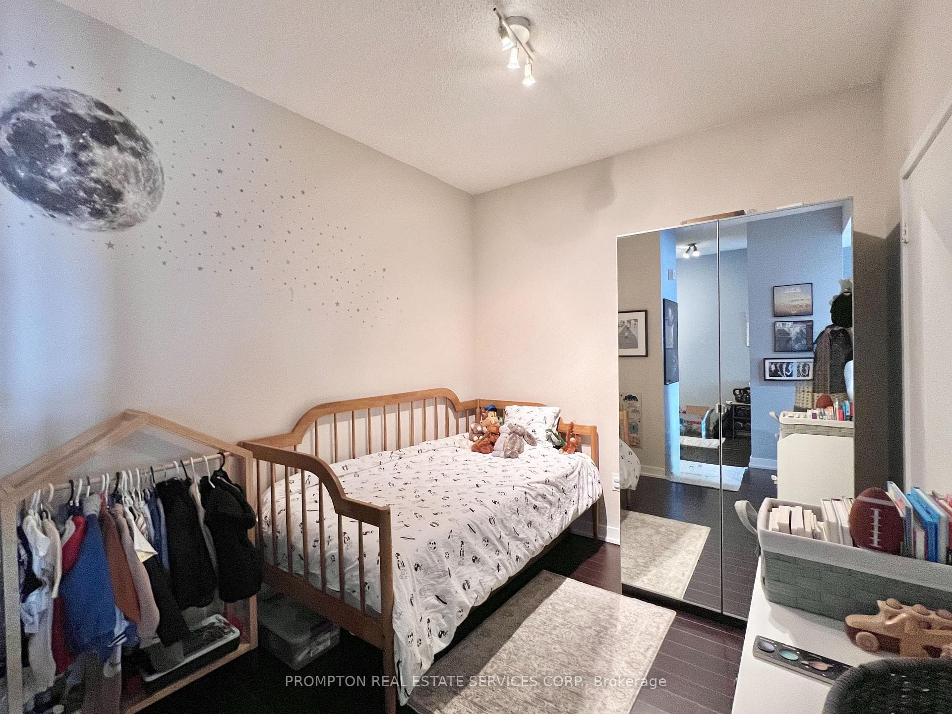 38 Dan Leckie Way Unit 2811 photo 23