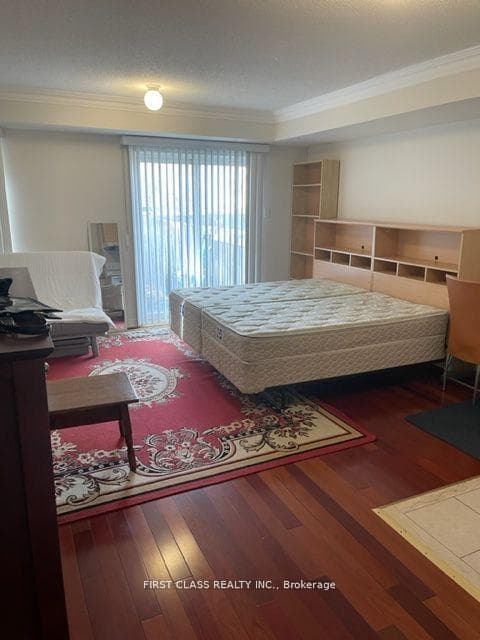 2B Madeline Road Unit Main photo 3