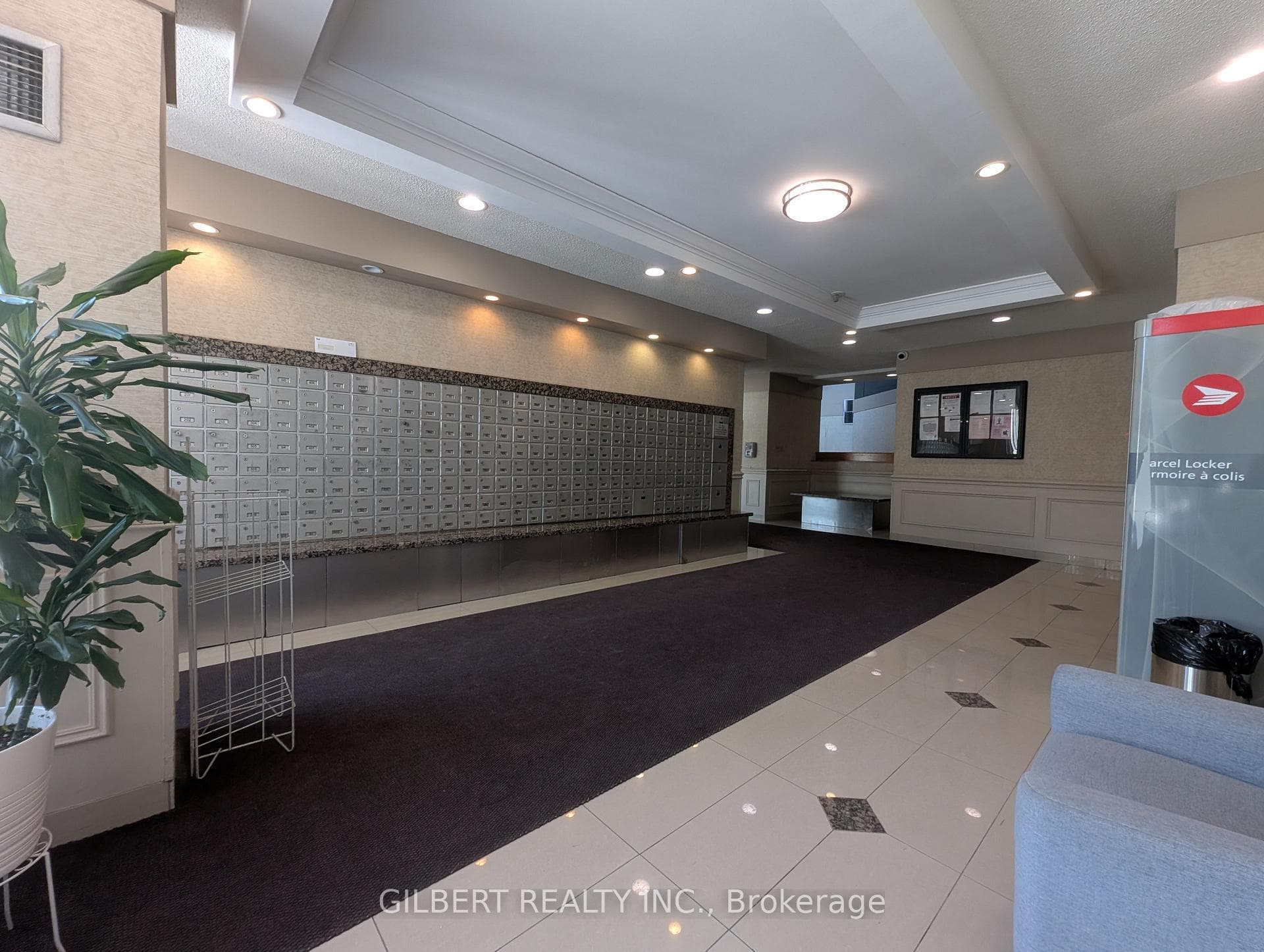 362 The East Mall N/A Unit 201 photo 21