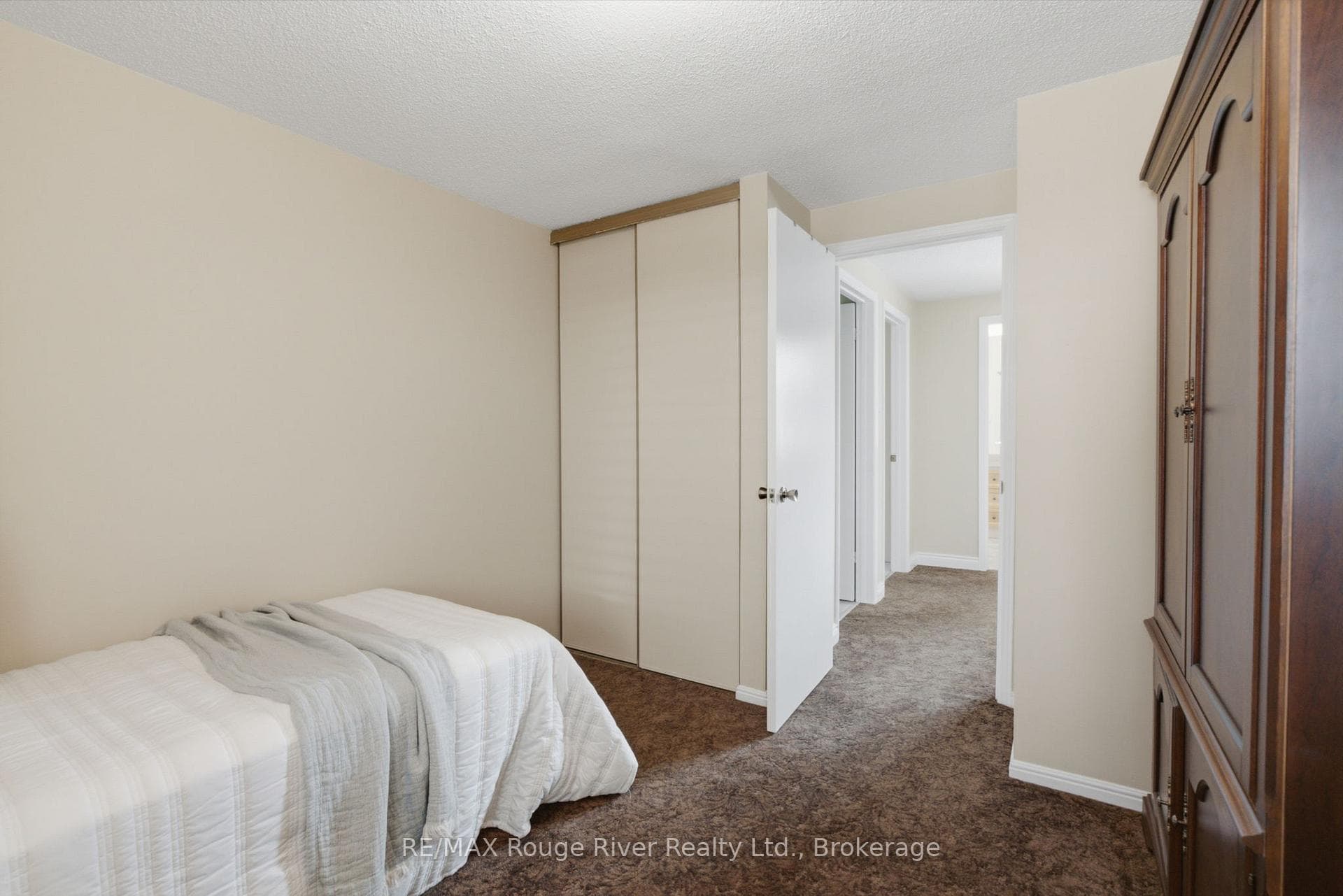115 Pine Hills Road photo 31