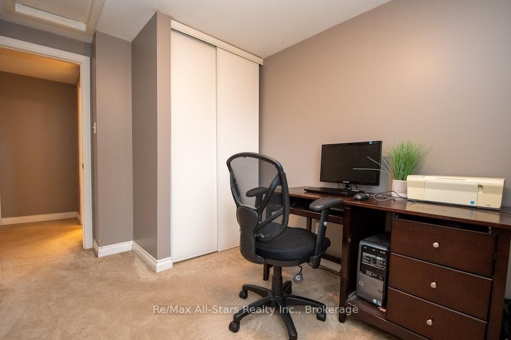 3rd bedroom (being used as office