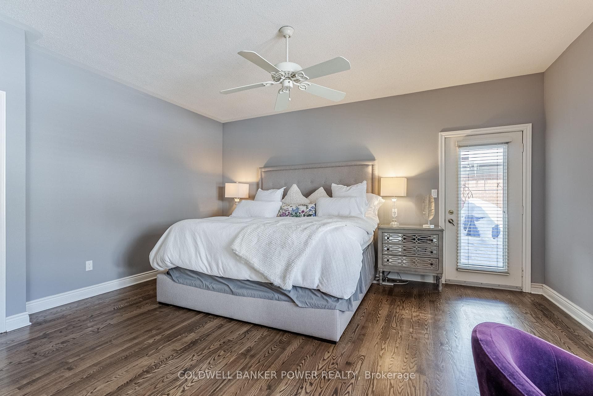 40 QUINELLA Drive Unit 1 photo 23