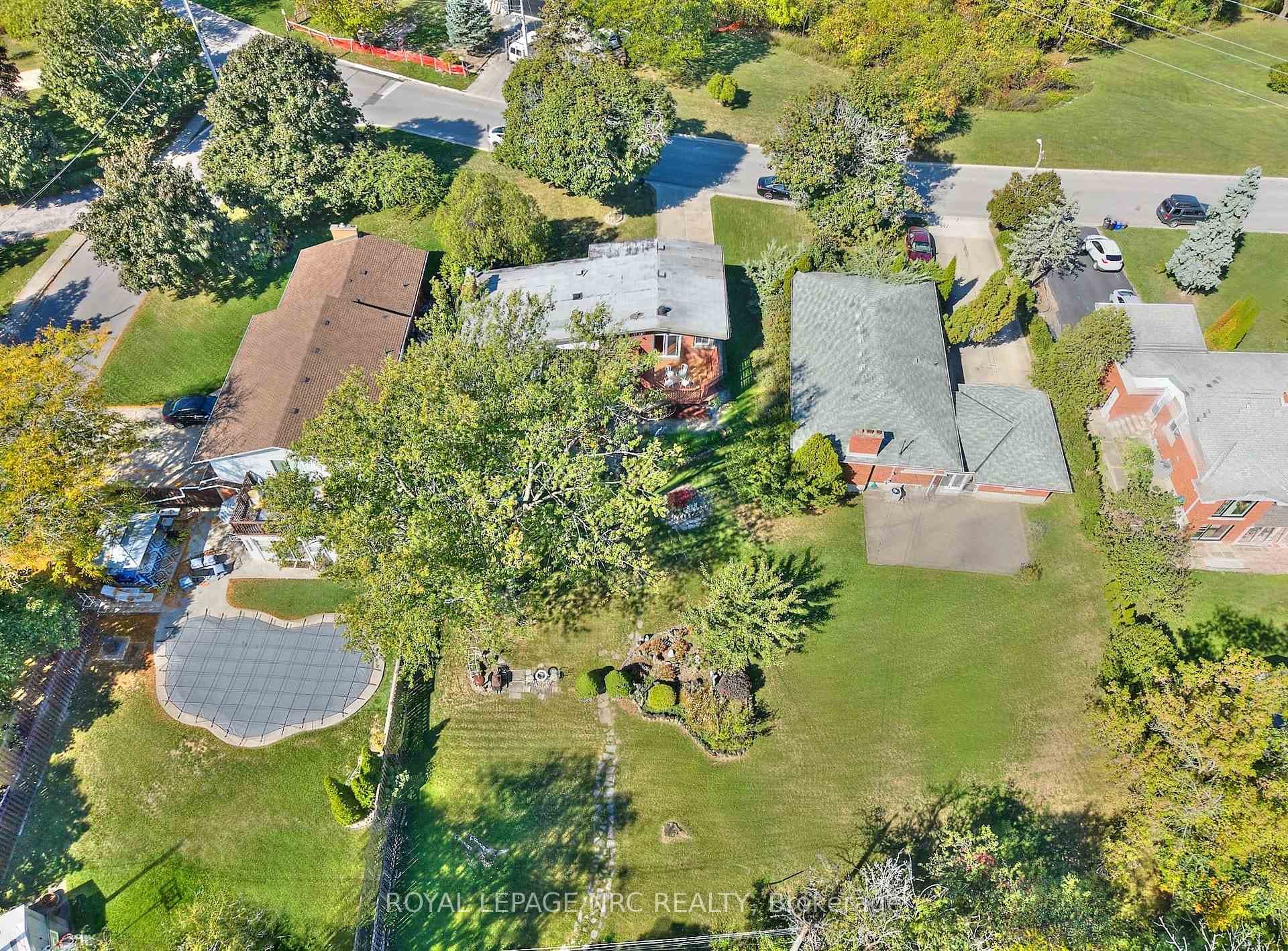 81 Riverview Boulevard photo 45