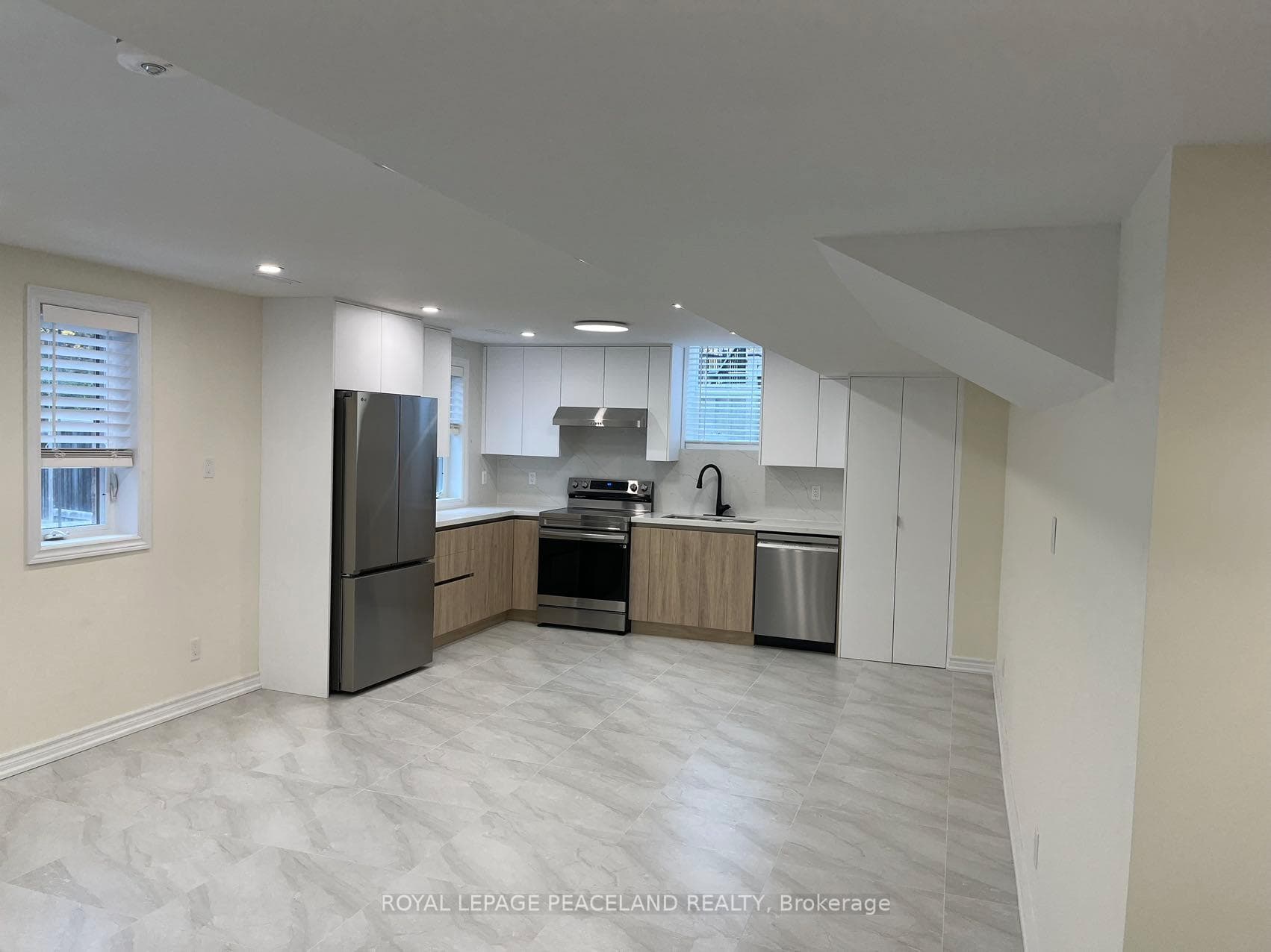 1300 Mccron Crescent Unit Bsmt photo 4
