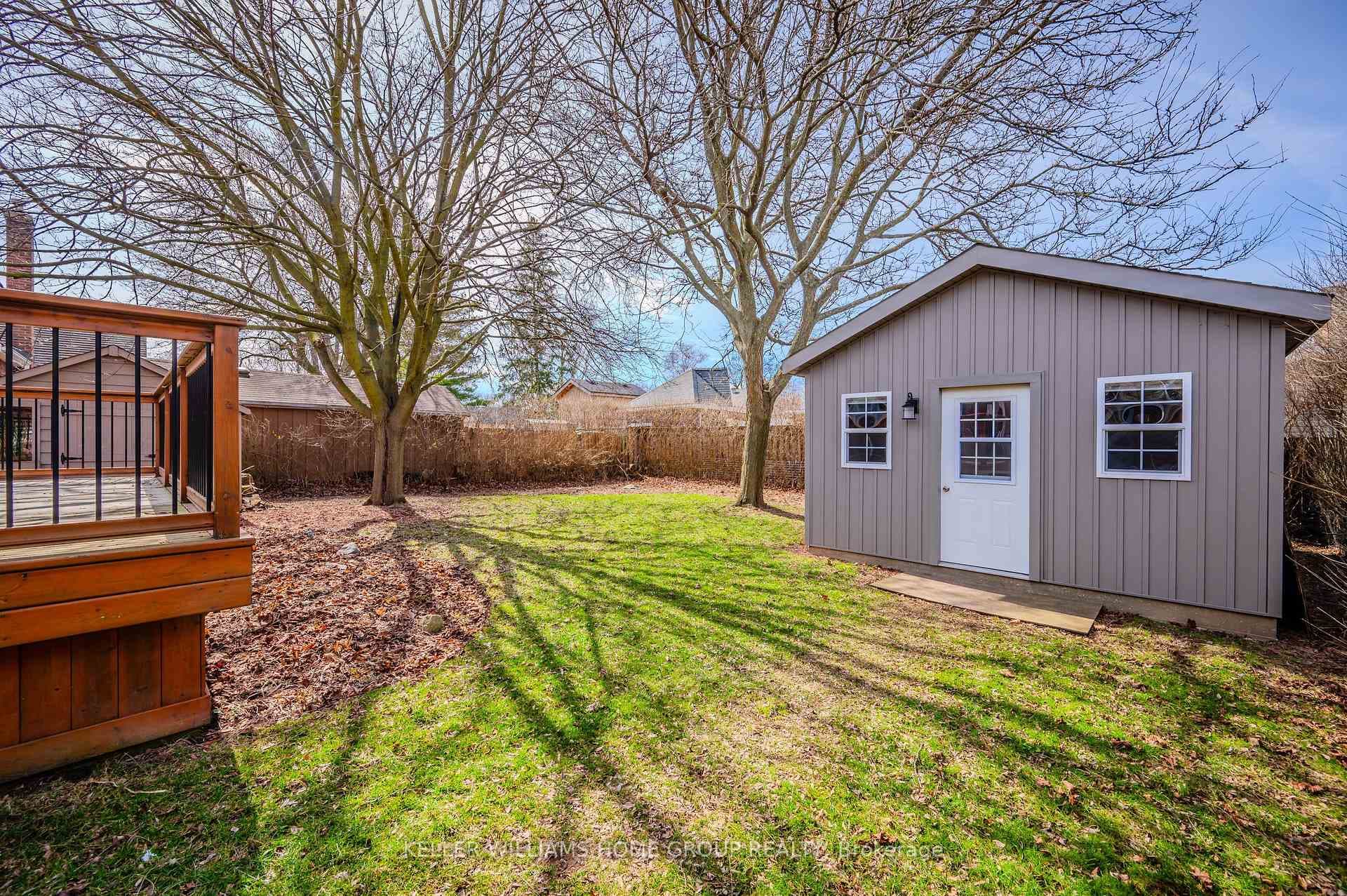 18 Lowrey Avenue photo 33