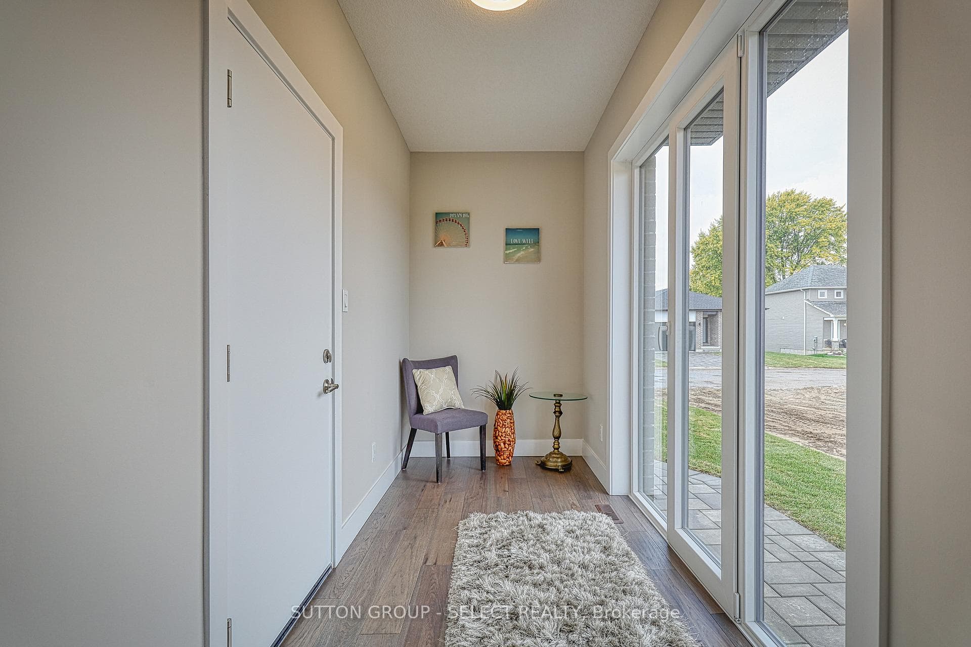 19 ALEXANDER Circle photo 4