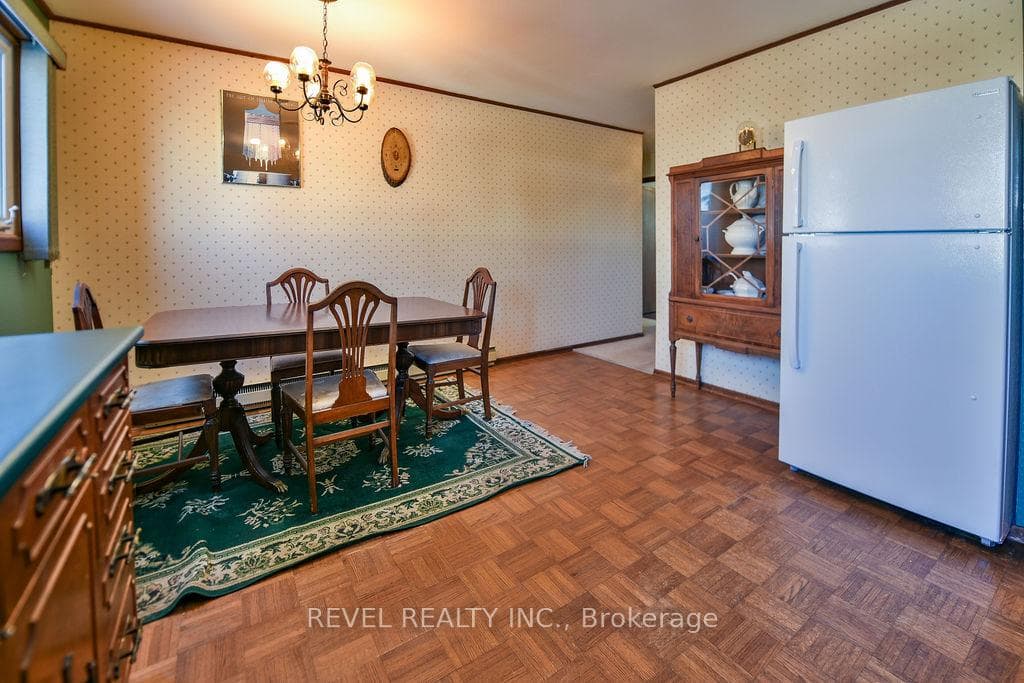213 Rekela Street photo 8