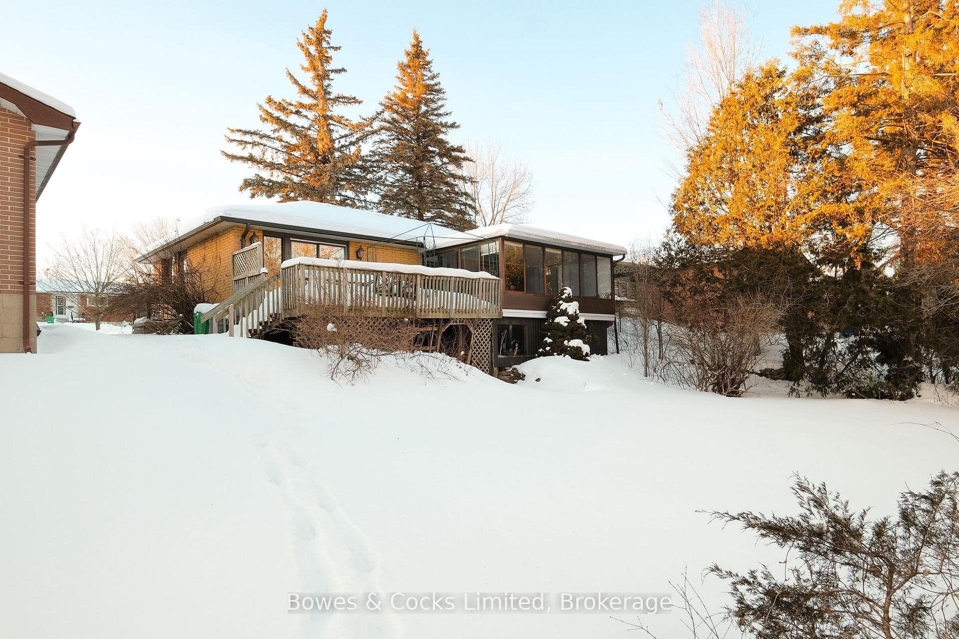 1227 Algonquin Boulevard photo 32