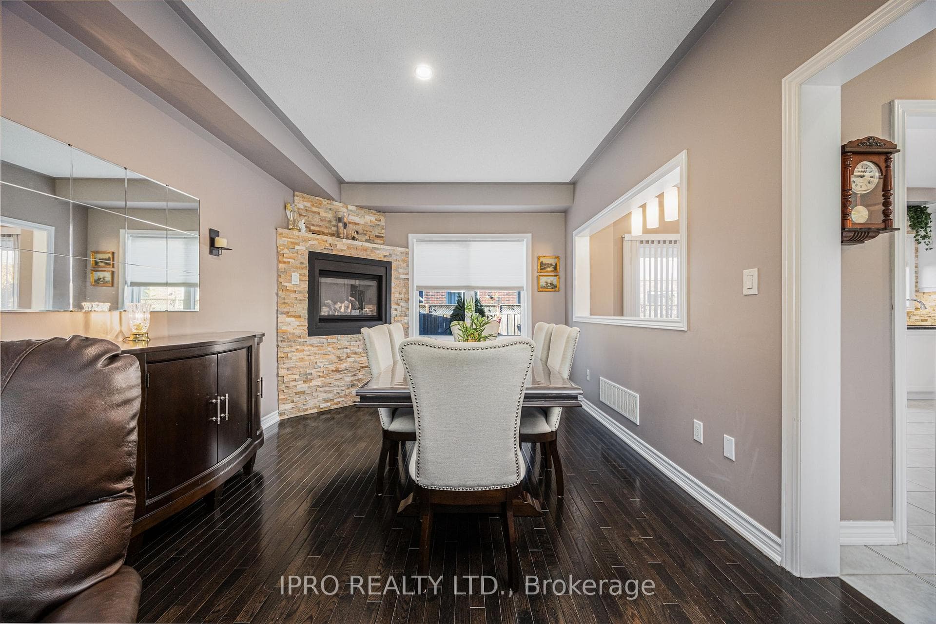 63 Megan Crescent photo 10