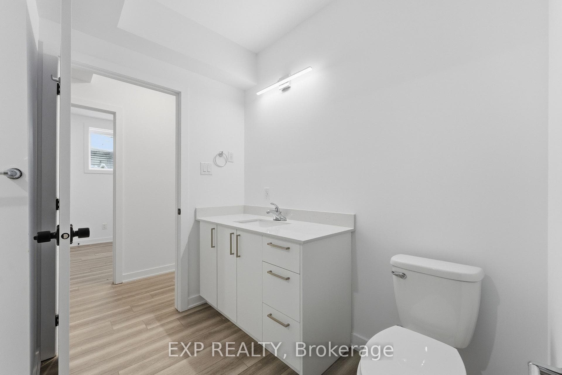 1371 Louis Lane Unit C photo 13