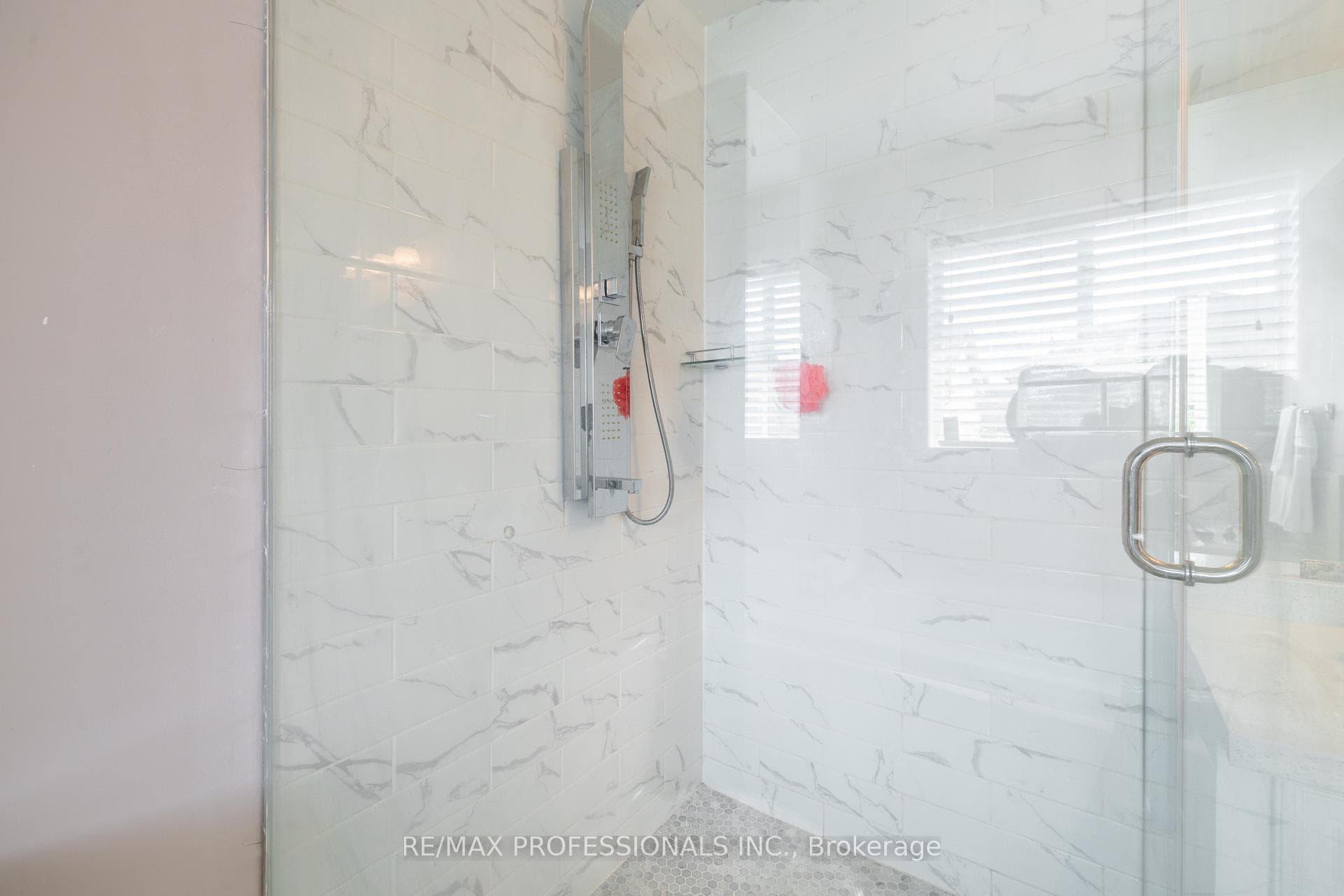 1245 Newell Street photo 20