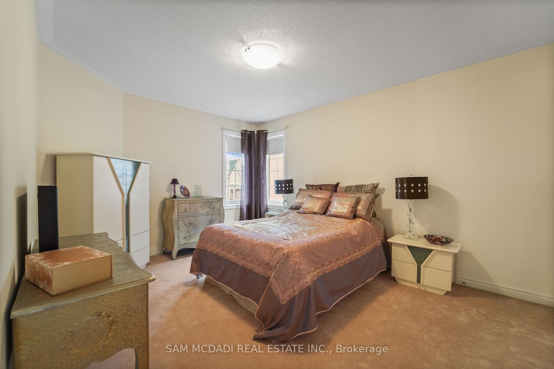 3352 Erin Centre Boulevard photo 20