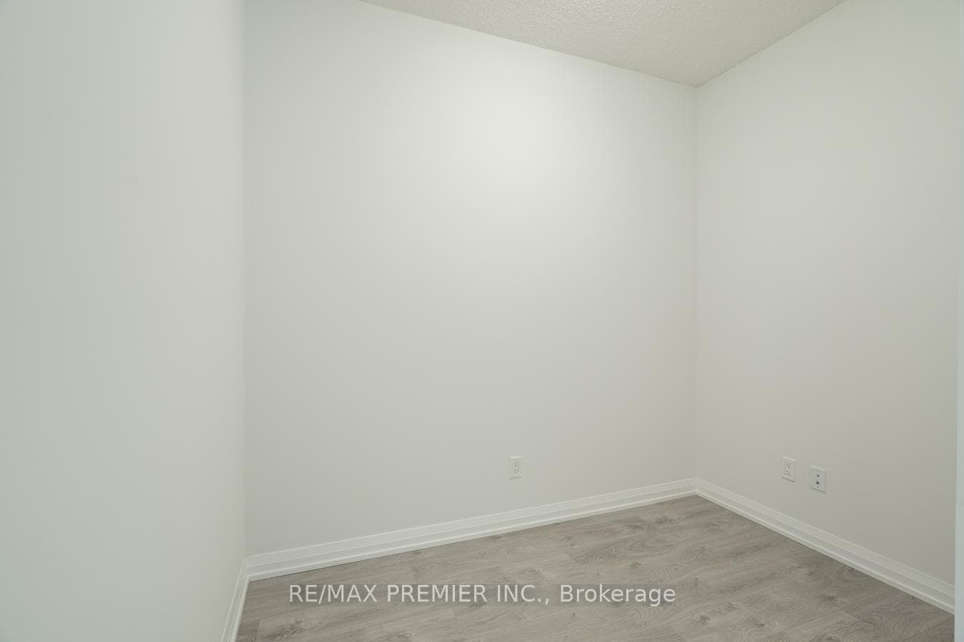 7895 Jane Street Unit 2916 photo 3