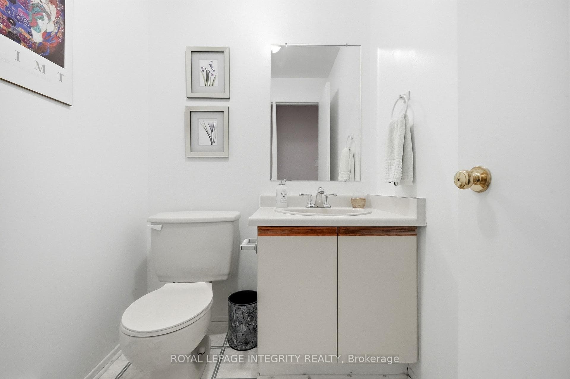 545 Canteval Terrace Unit 110 photo 18