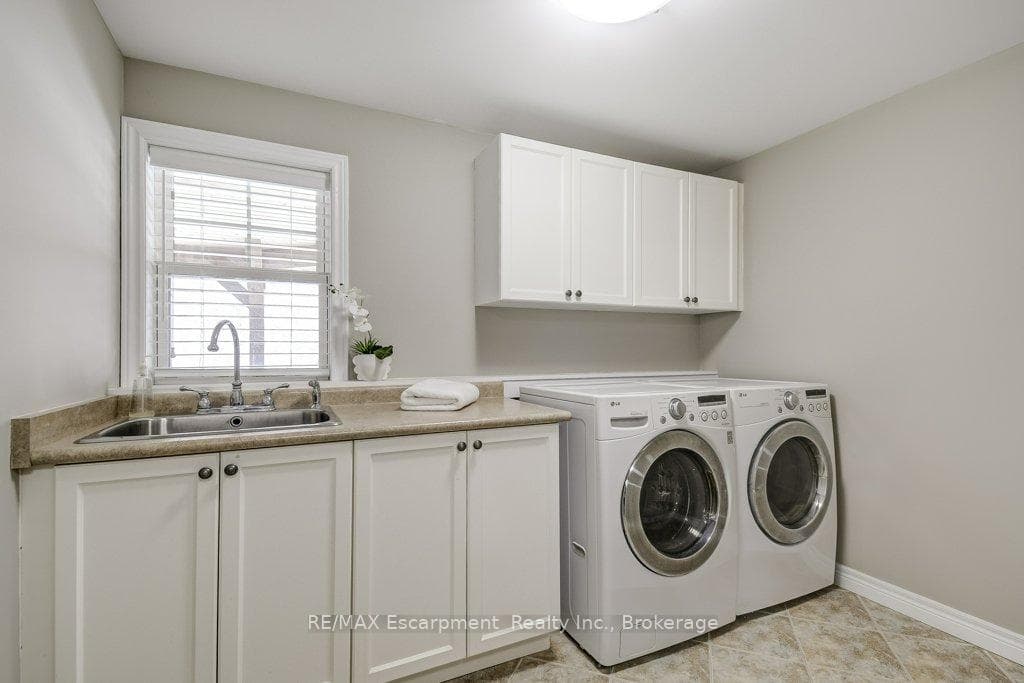 2nd Laundry Rm