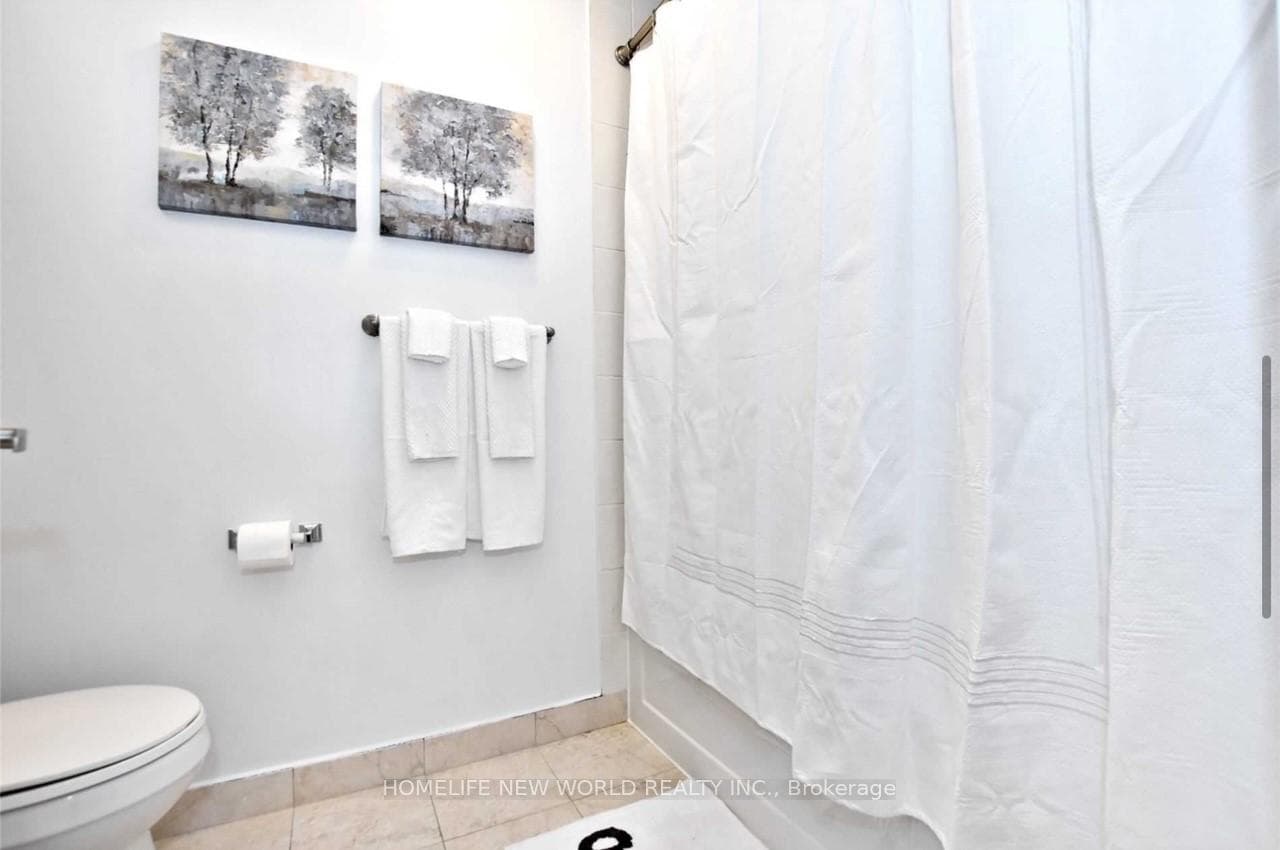 65 Bremner Boulevard Unit 2503 photo 10