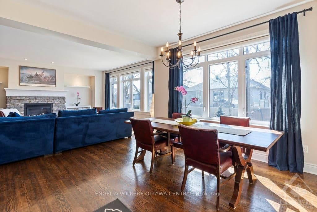 75 ROCHELLE Drive photo 8