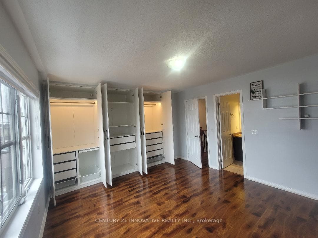 116 Harbourside Drive photo 24