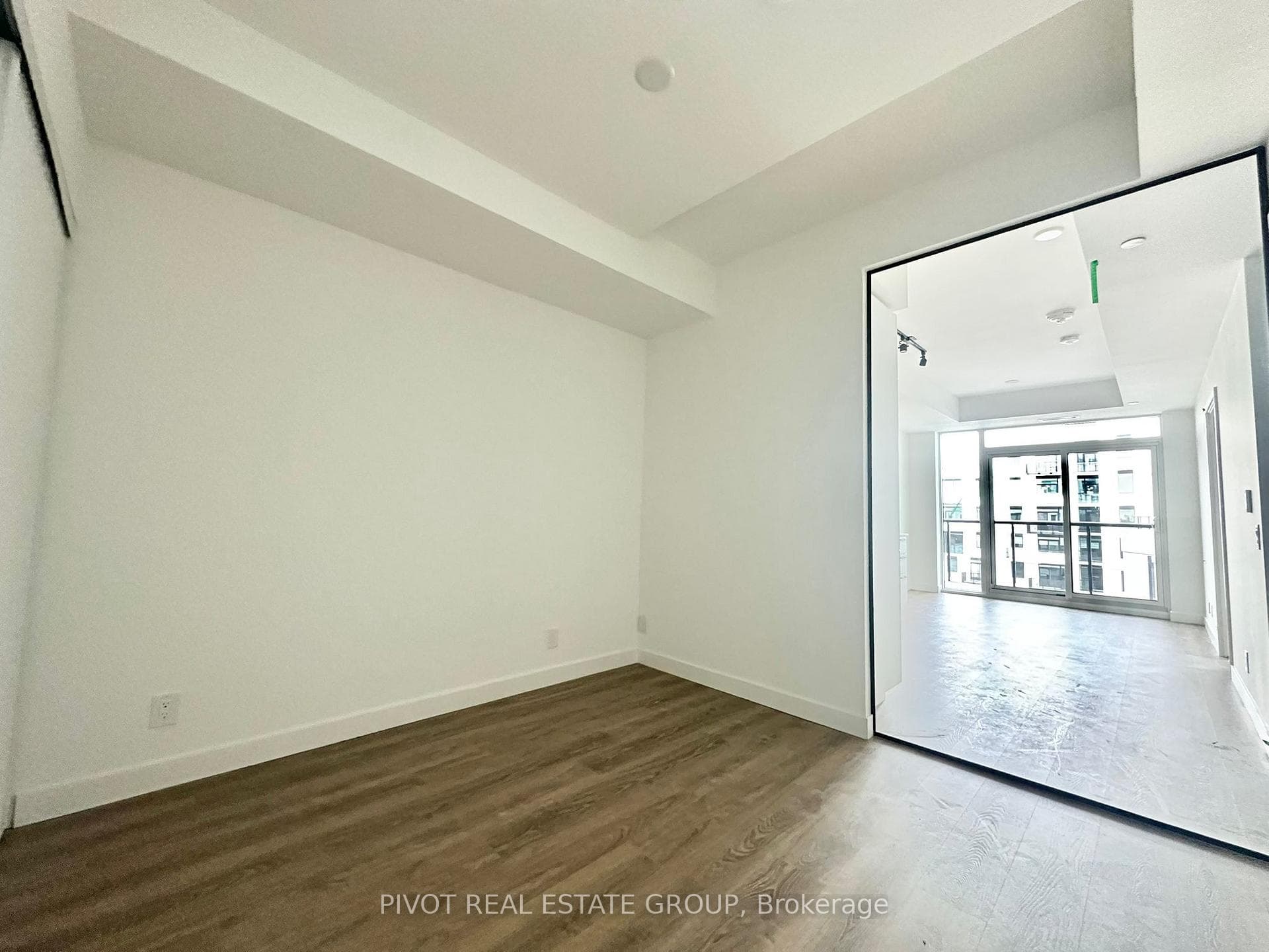 1050 Eastern Avenue Unit 1414 photo 3