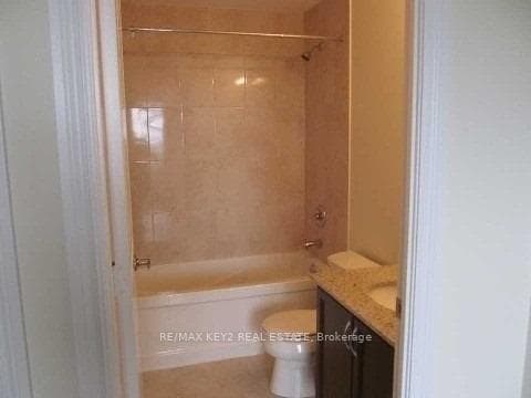 9255 Jane Street Unit 707 photo 7