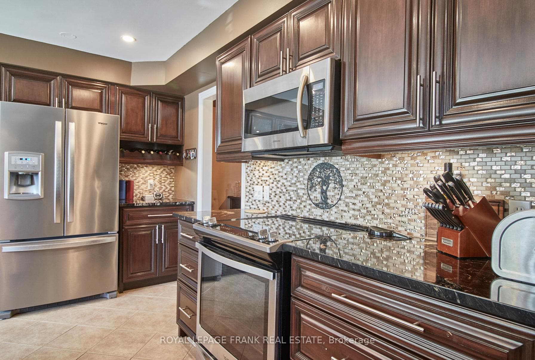 350 Lakebreeze Drive Unit Unit 3 photo 9