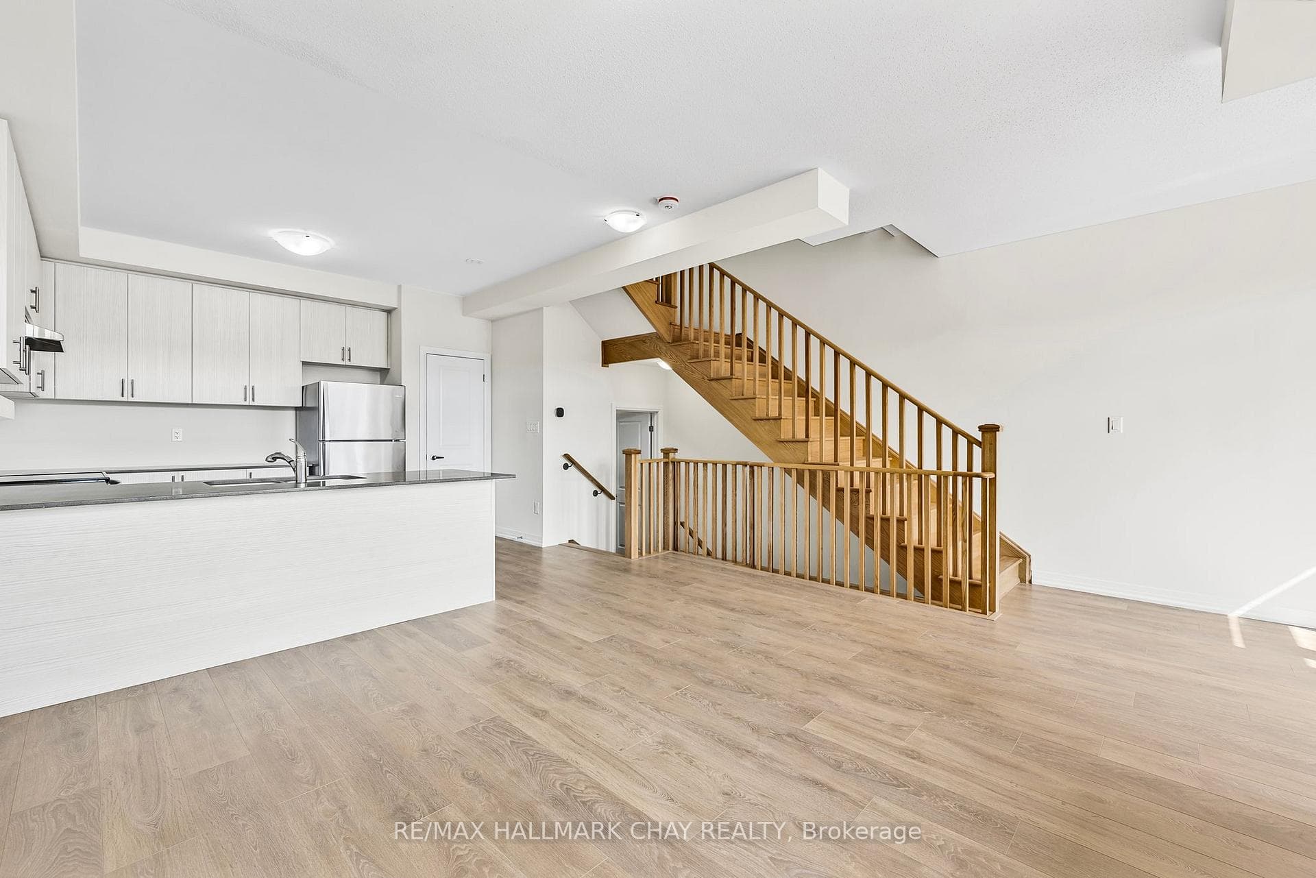 138 Turnberry Lane photo 12