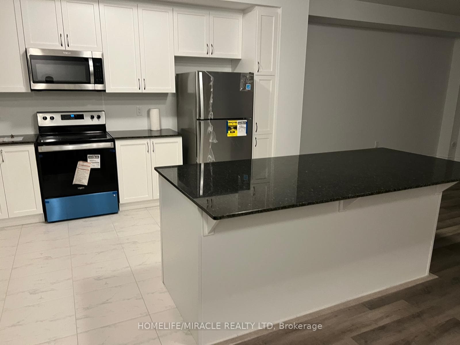 232 Keppel Circle photo 12