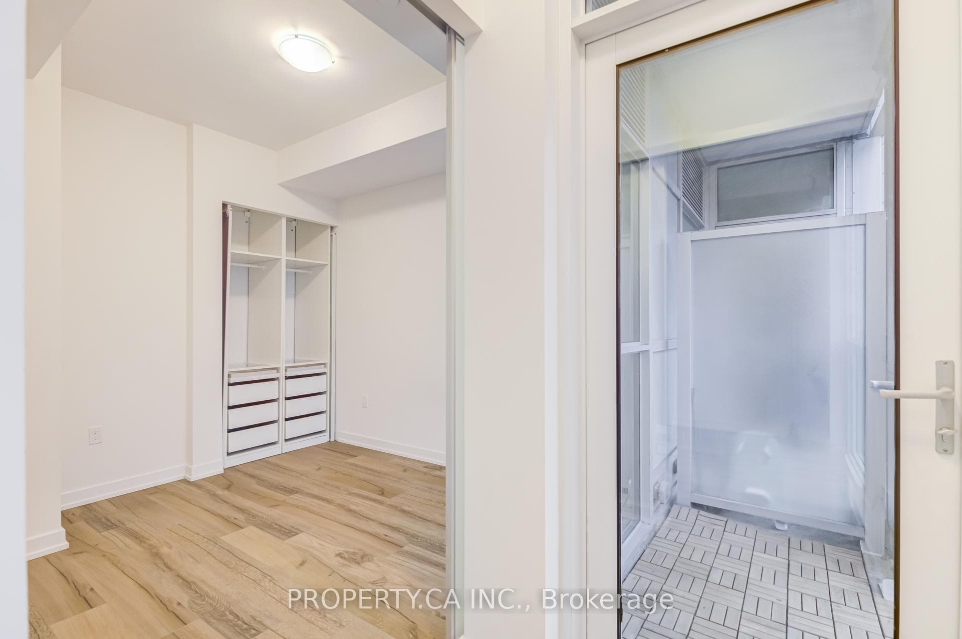 1 Yorkville Avenue Unit 1710 photo 32