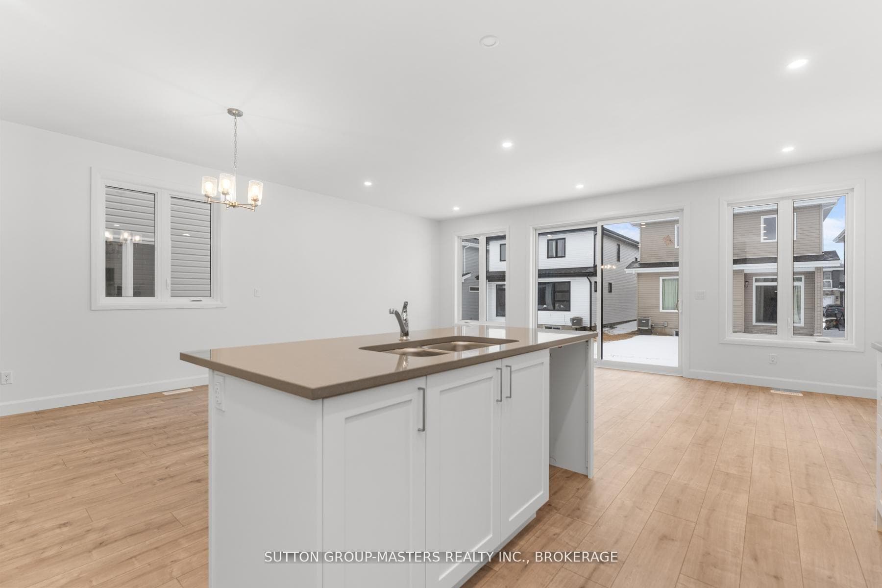 216 Superior Drive photo 17
