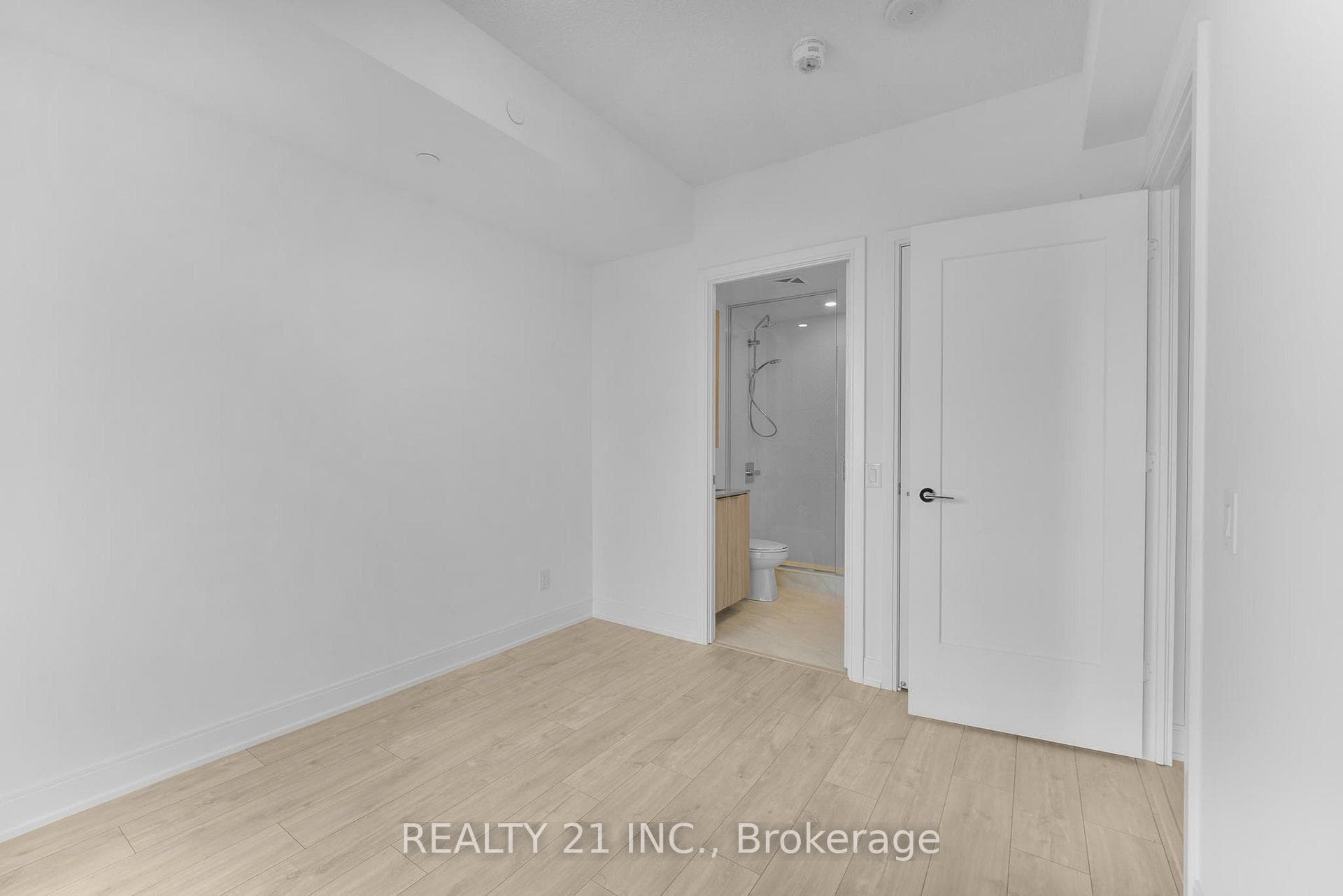 70 Annie Craig Drive Unit 1505 photo 17