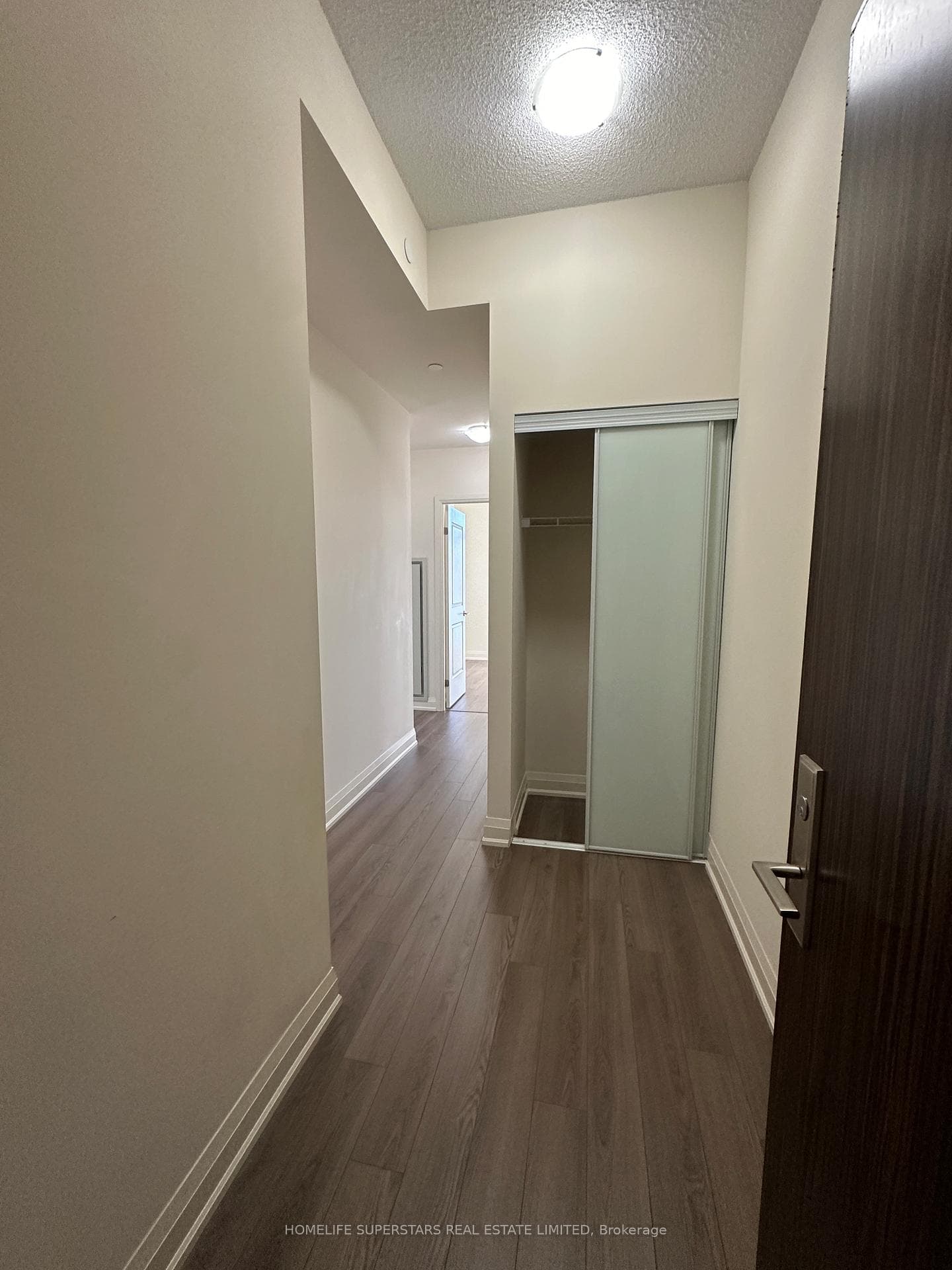 8763 Bayview Avenue Unit 309 photo 2