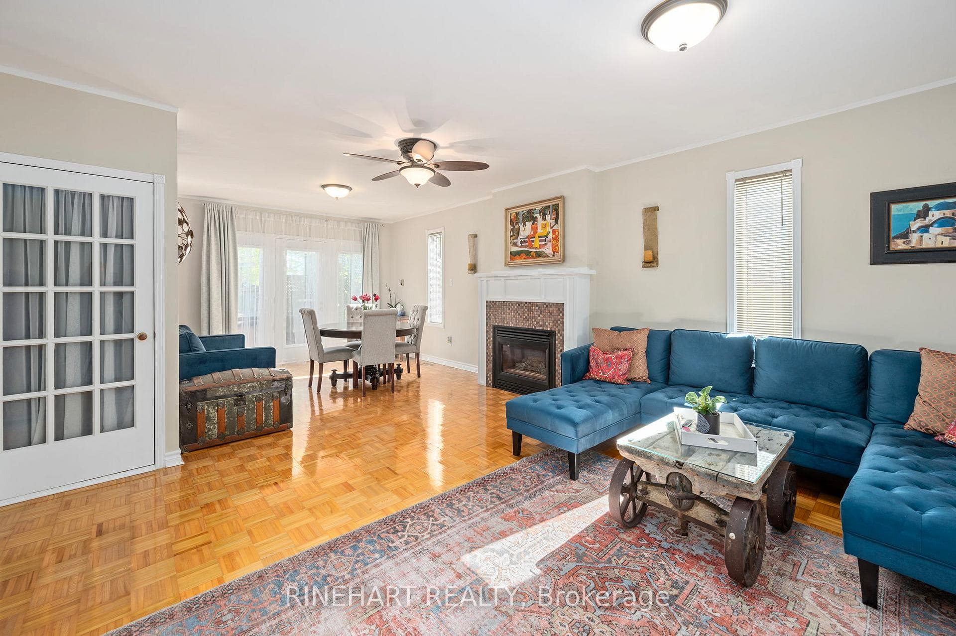 1129 Sunningdale Road photo 5