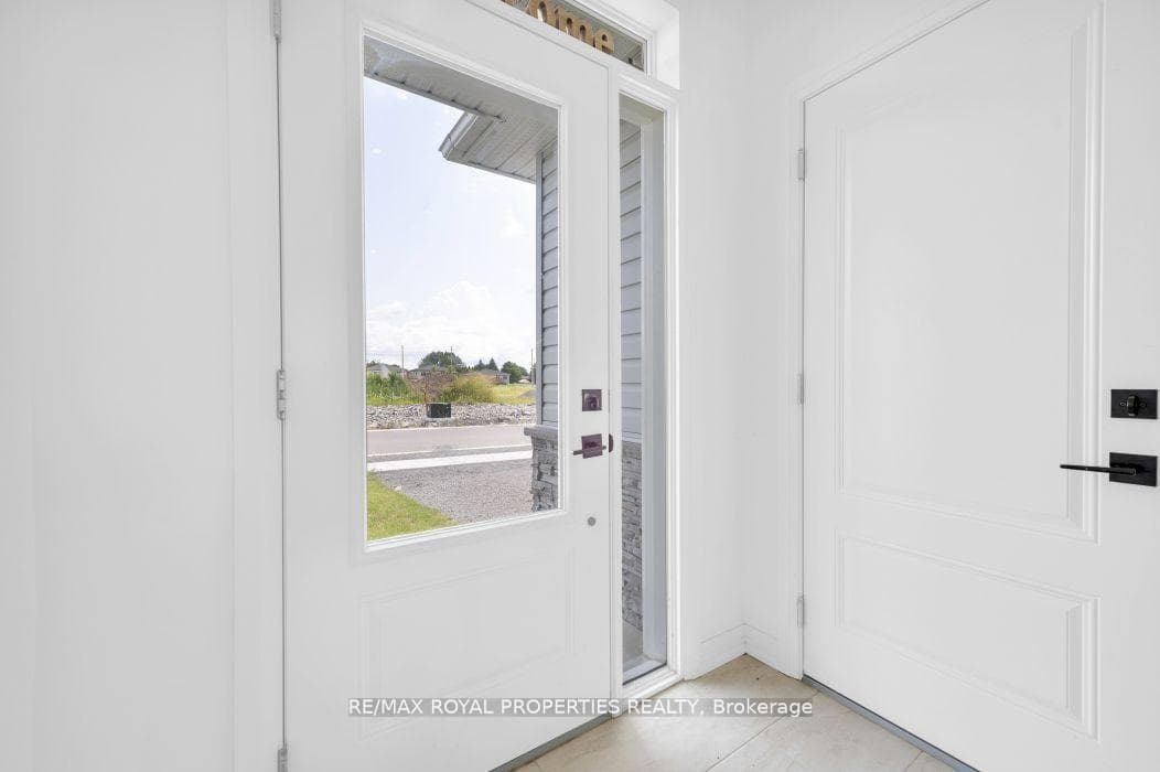14 Summit Crescent photo 6
