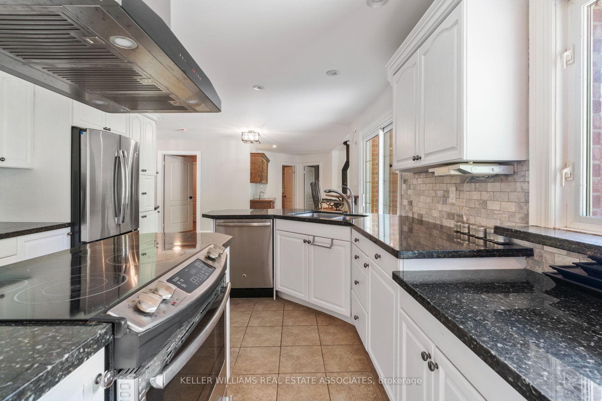 16590 Innis Lake Road photo 7
