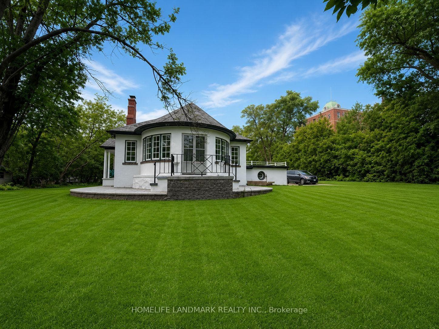 119 Robinson Street photo 24