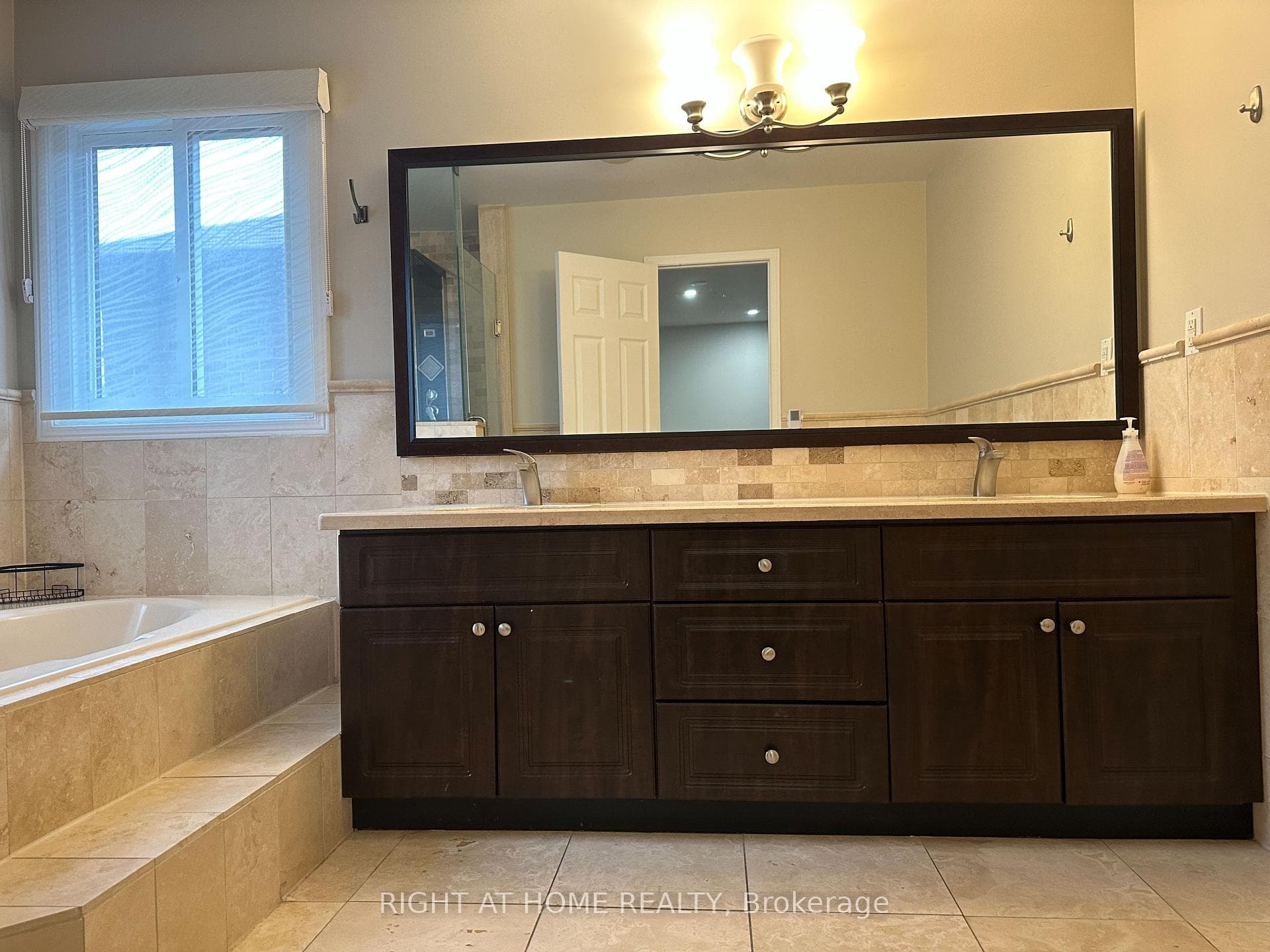 4131 Loyalist Drive Unit (Upper) photo 27