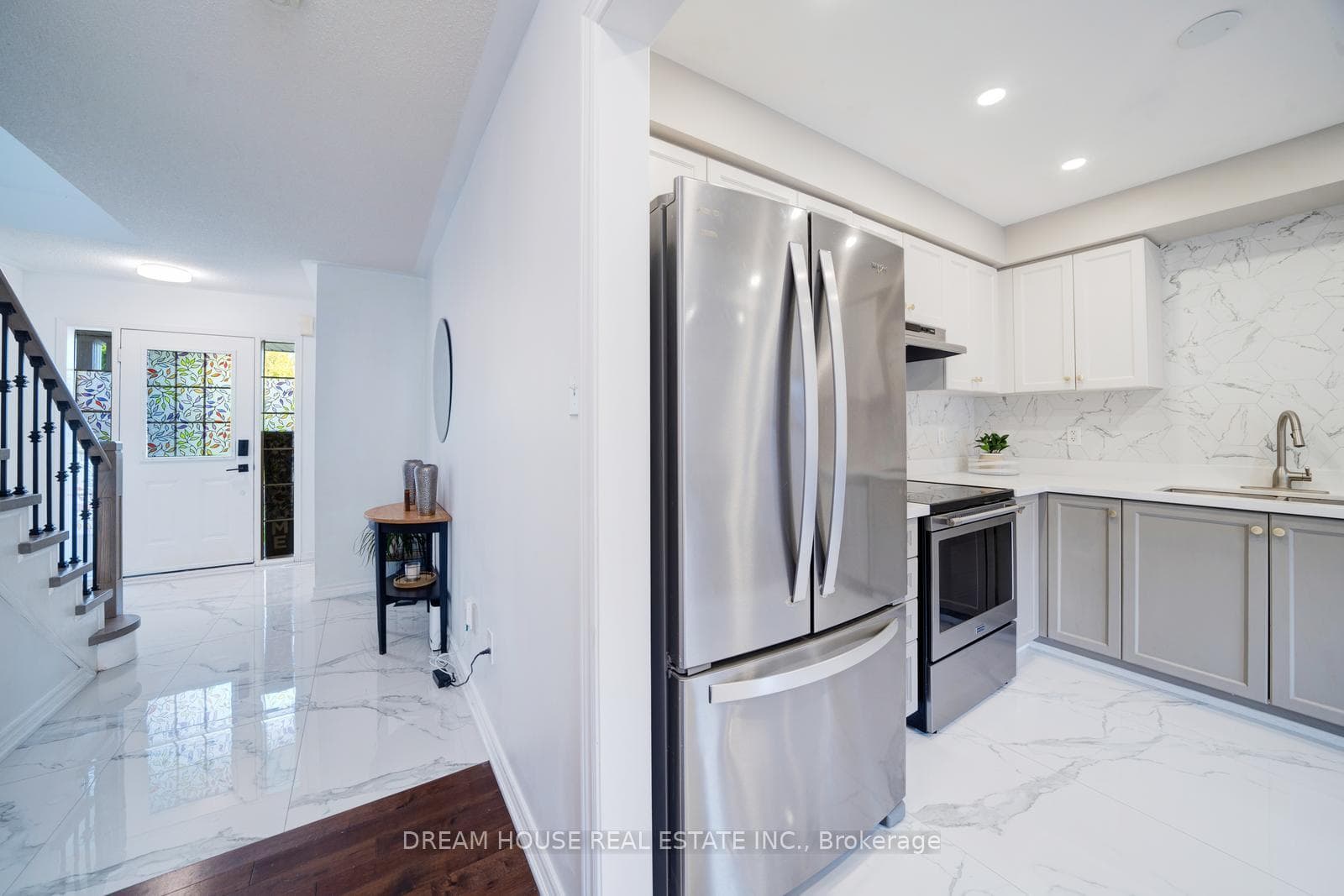 417 King Street photo 7